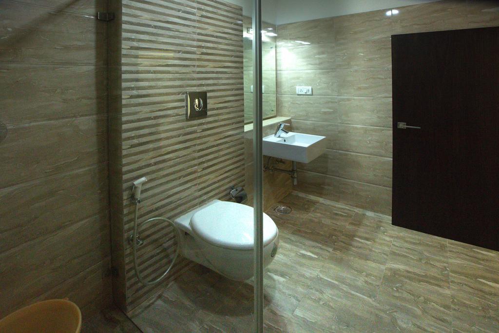 Akshaya Business Hotel *