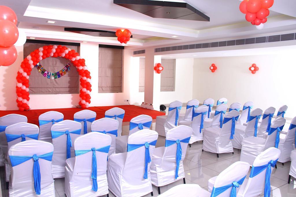 Hotel Akshaya Business