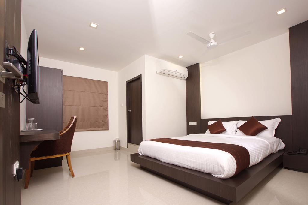 Akshaya Business